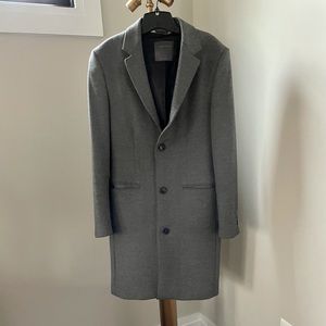 Zara Men’s Charcoal Grey Wool Coat